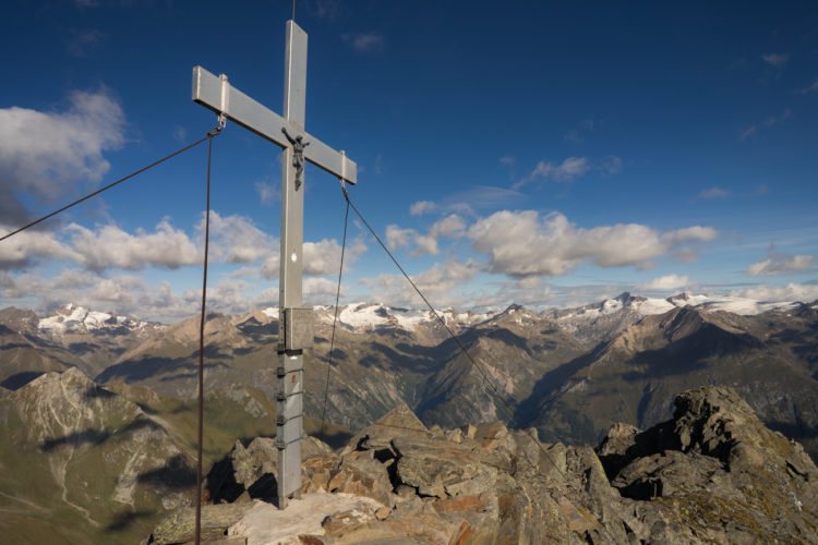 Lasörling Gipfelkreuz