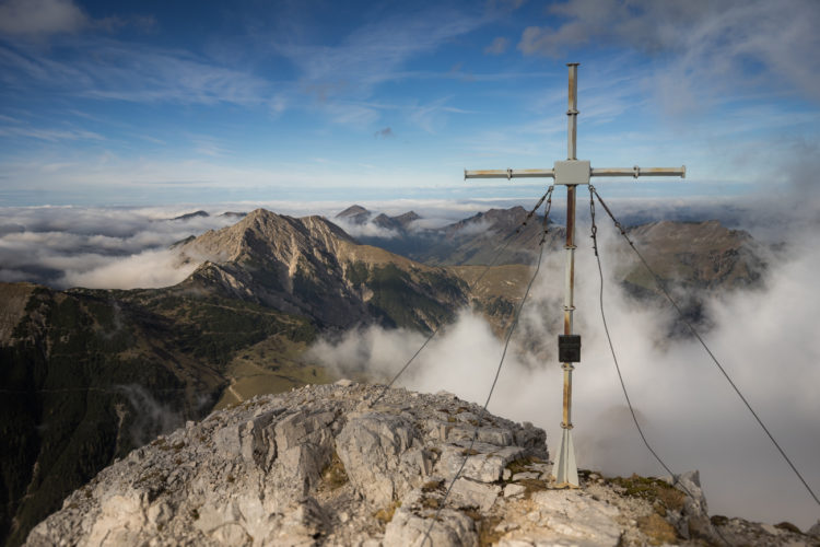Am Bettlerkarvorgipfel mit Blick auf die Mondscheinspitze