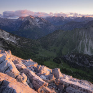 Magie pur: Blick tief ins Karwendel zum Sonnenuntergang!