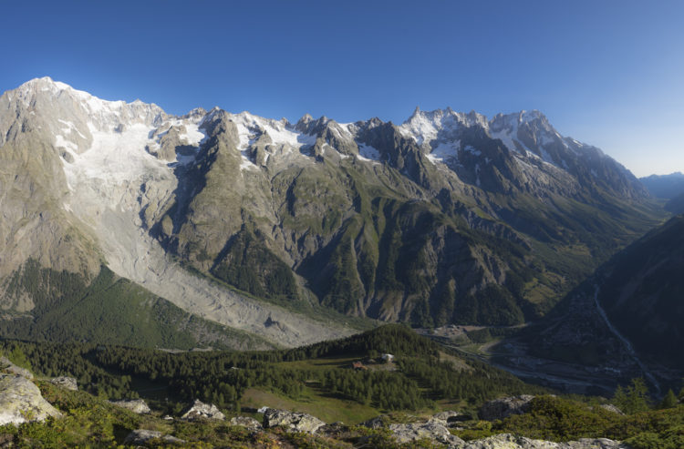 Gipfelpanorama: Mont Blanc & Grandes Jorasses